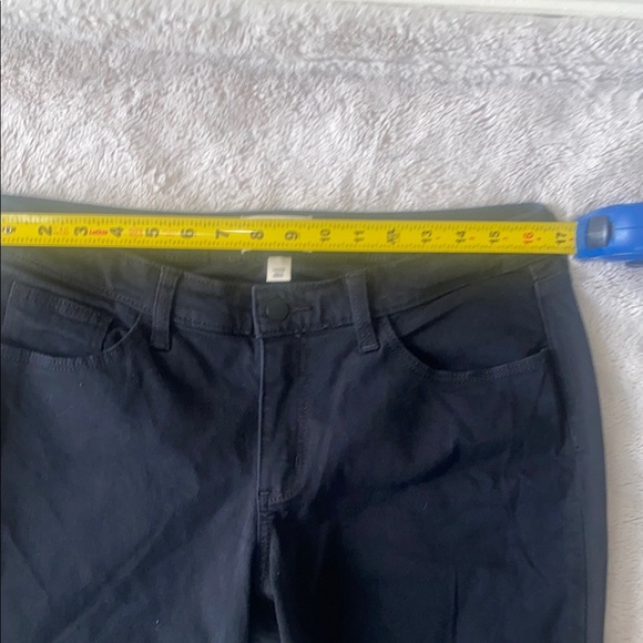 Universal Thread Black Ankle Cropped Jeans Modern Fit - Picture 3 of 11